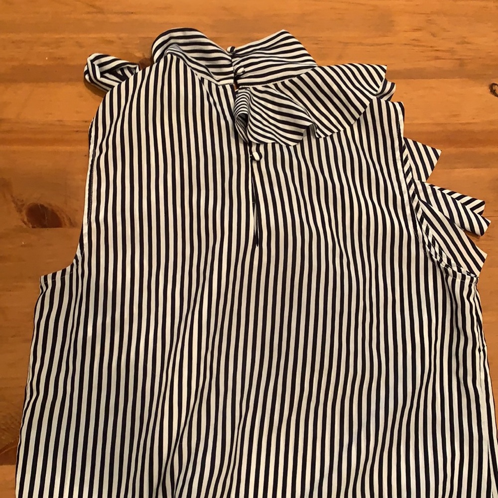 Banana Republic Ruffle Tank Top - Picture 2 of 2